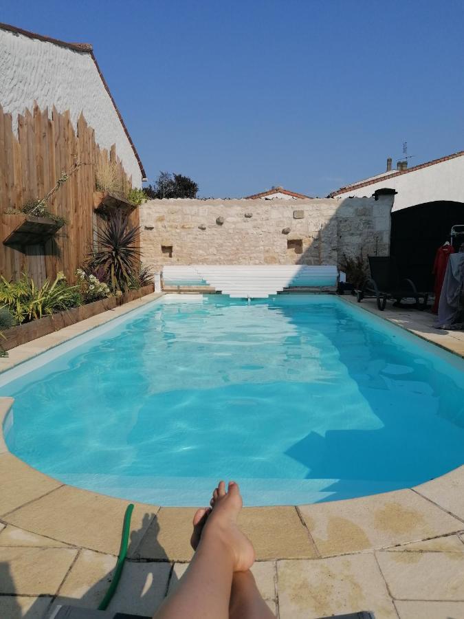 Aux Portes Des Iles Saint-Just-Luzac Εξωτερικό φωτογραφία